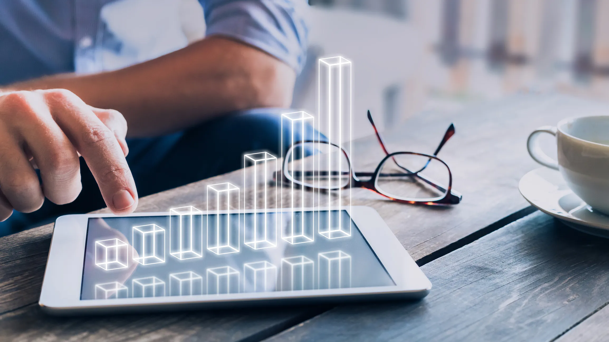AnalytiCURE: The Future of Digital Engagement & AI in Pharma